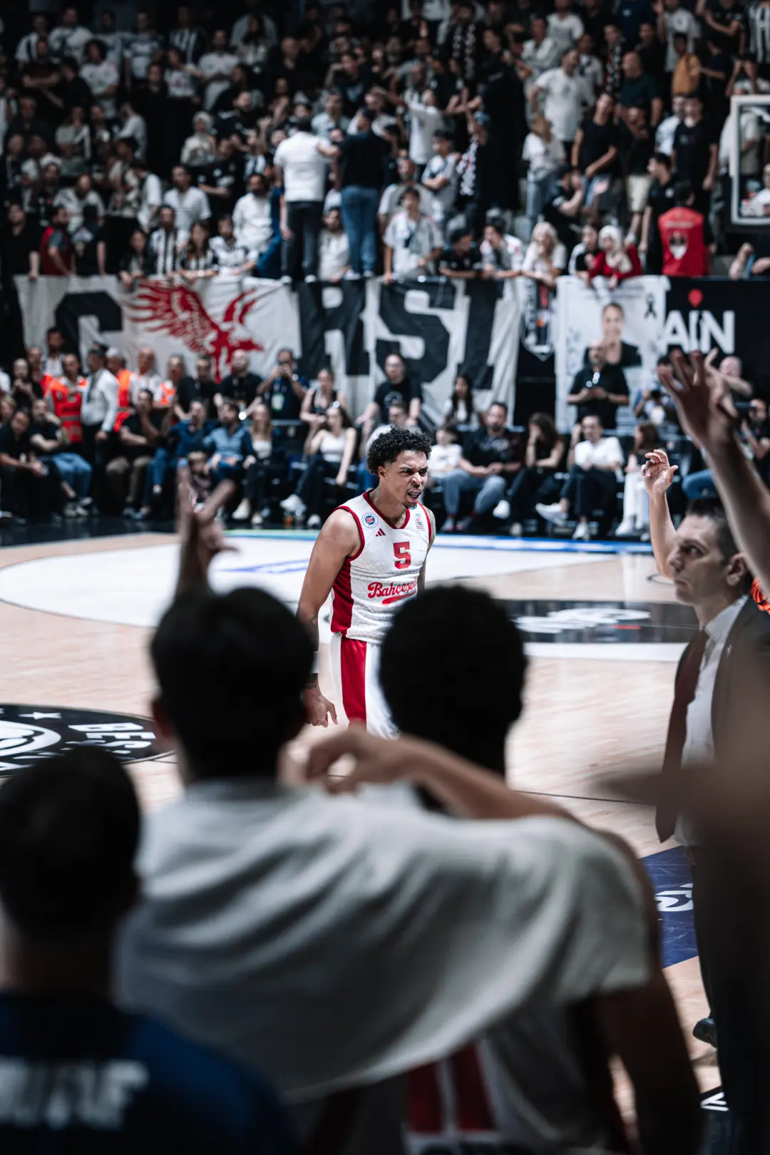 BSL 2025-2026 Sezonu | Play-off | Yarı Final | 5. Maç | Beşiktaş Gain - Bahçeşehir Koleji