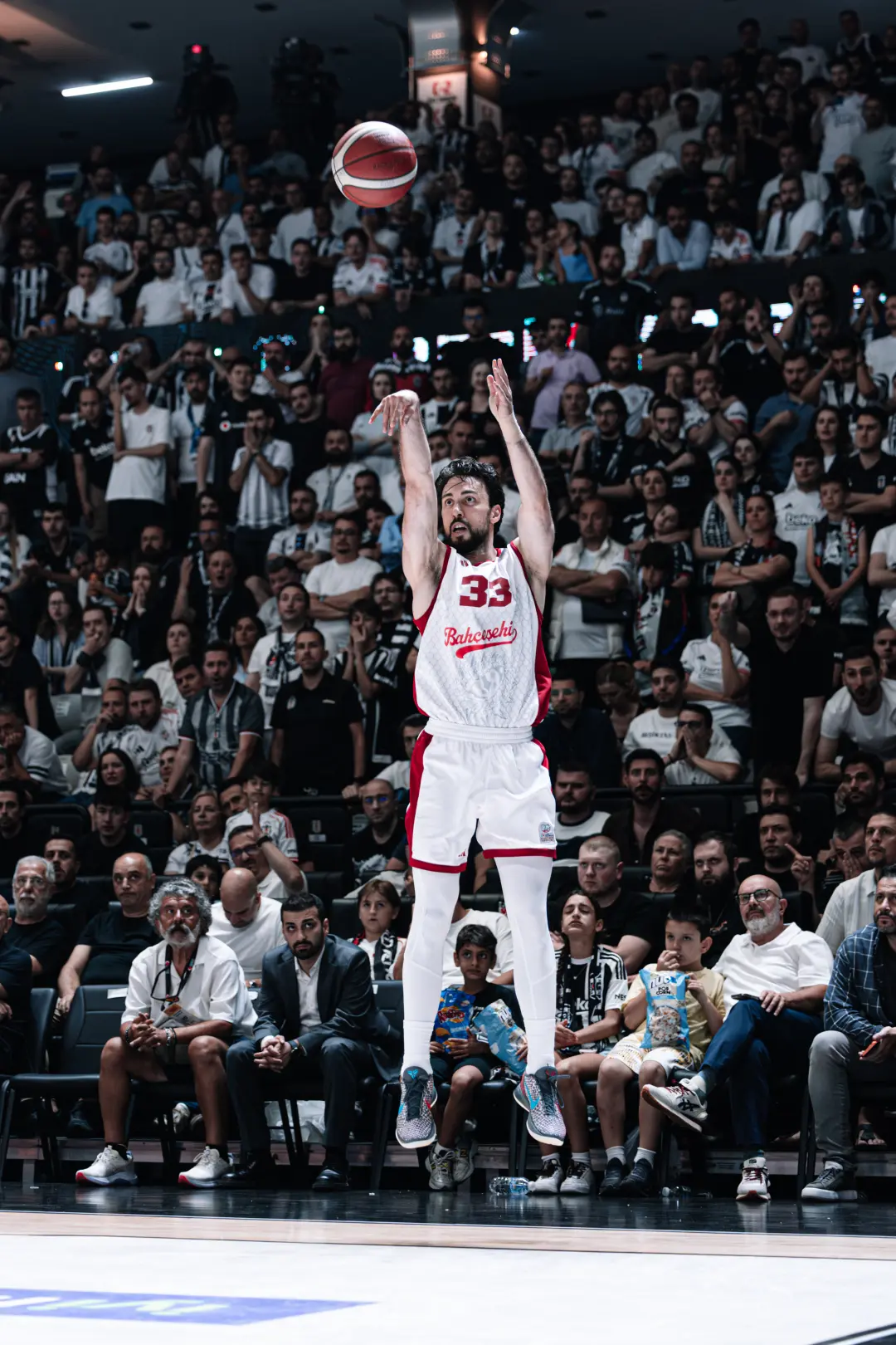 BSL 2025-2026 Sezonu | Play-off | Yarı Final | 5. Maç | Beşiktaş Gain - Bahçeşehir Koleji
