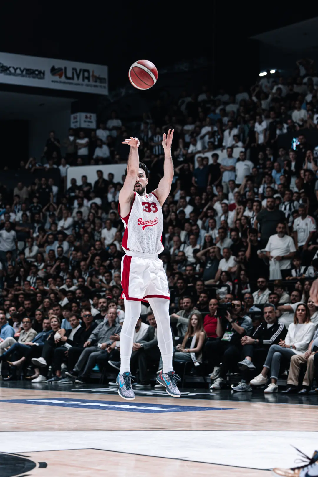 BSL 2025-2026 Sezonu | Play-off | Yarı Final | 5. Maç | Beşiktaş Gain - Bahçeşehir Koleji