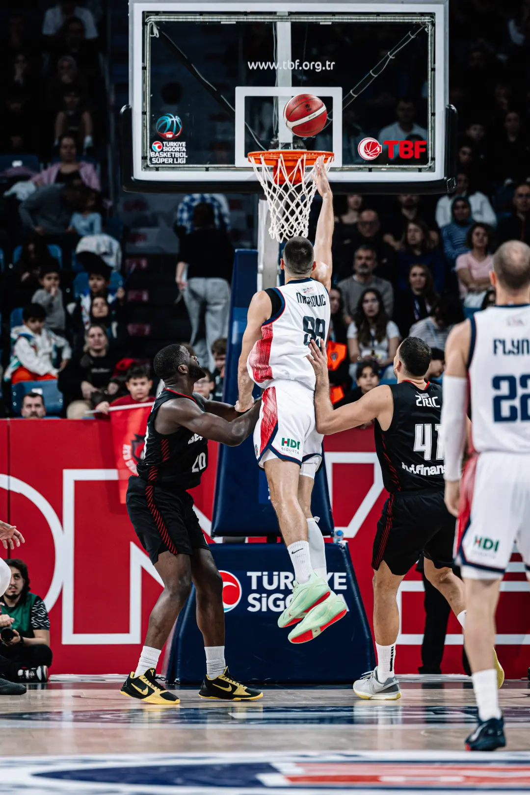 BSL 2026-2027 SEZONU | 5. HAFTA | BAHÇEŞEHİR KOLEJİ - BEŞİKTAŞ