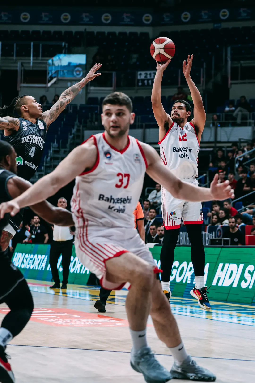 BSL 2023 - 2024 Sezonu | 26. Hafta | Bahçeşehir Koleji - Beşiktaş Emlakjet