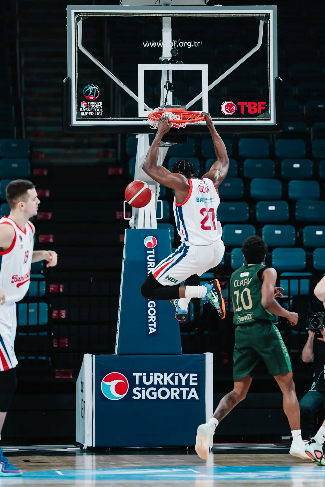 BSL 2024 - 2025 Sezonu | 5. Hafta | Bahçeşehir Koleji - Yalovaspor Basketbol