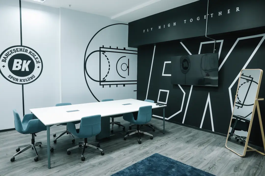 Evimiz Sinan Erdem Spor Salonu’nda giydirme çalışmalarına devam ediyoruz!