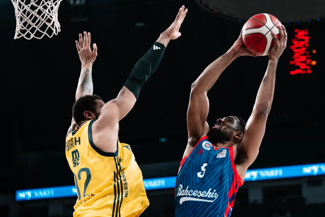 BSL 2024 - 2025 Sezonu | Play-off | Yarı Final | 3. Maç | Bahçeşehir Koleji - Fenerbahçe Beko