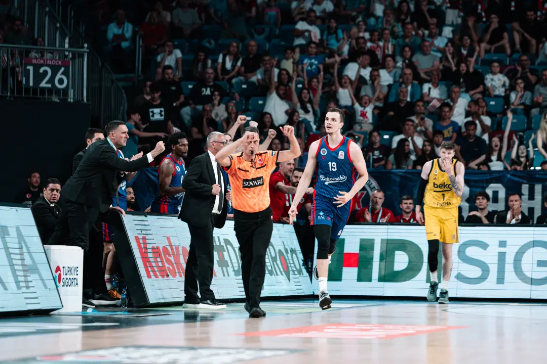 BSL 2024 - 2025 Sezonu | Play-off | Yarı Final | 3. Maç | Bahçeşehir Koleji - Fenerbahçe Beko