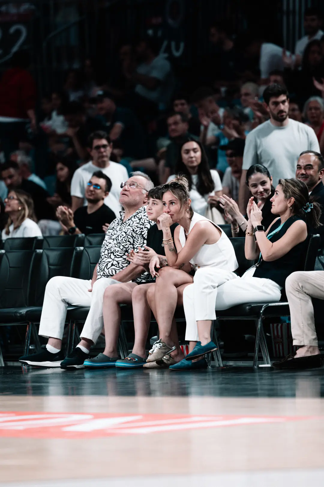 BSL 2024 - 2025 Sezonu | Play-off | Yarı Final | 3. Maç | Bahçeşehir Koleji - Fenerbahçe Beko