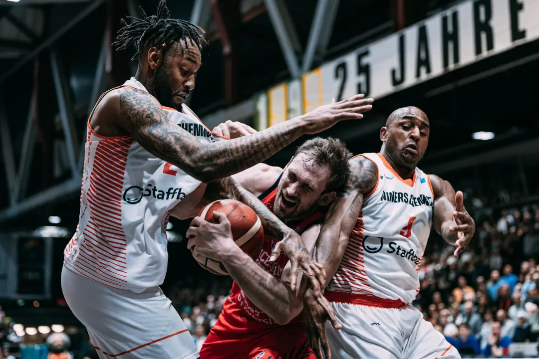 FIBA EUROPE CUP | FINAL | 1. Maç | NINERS Chemnitz - Bahçeşehir Koleji