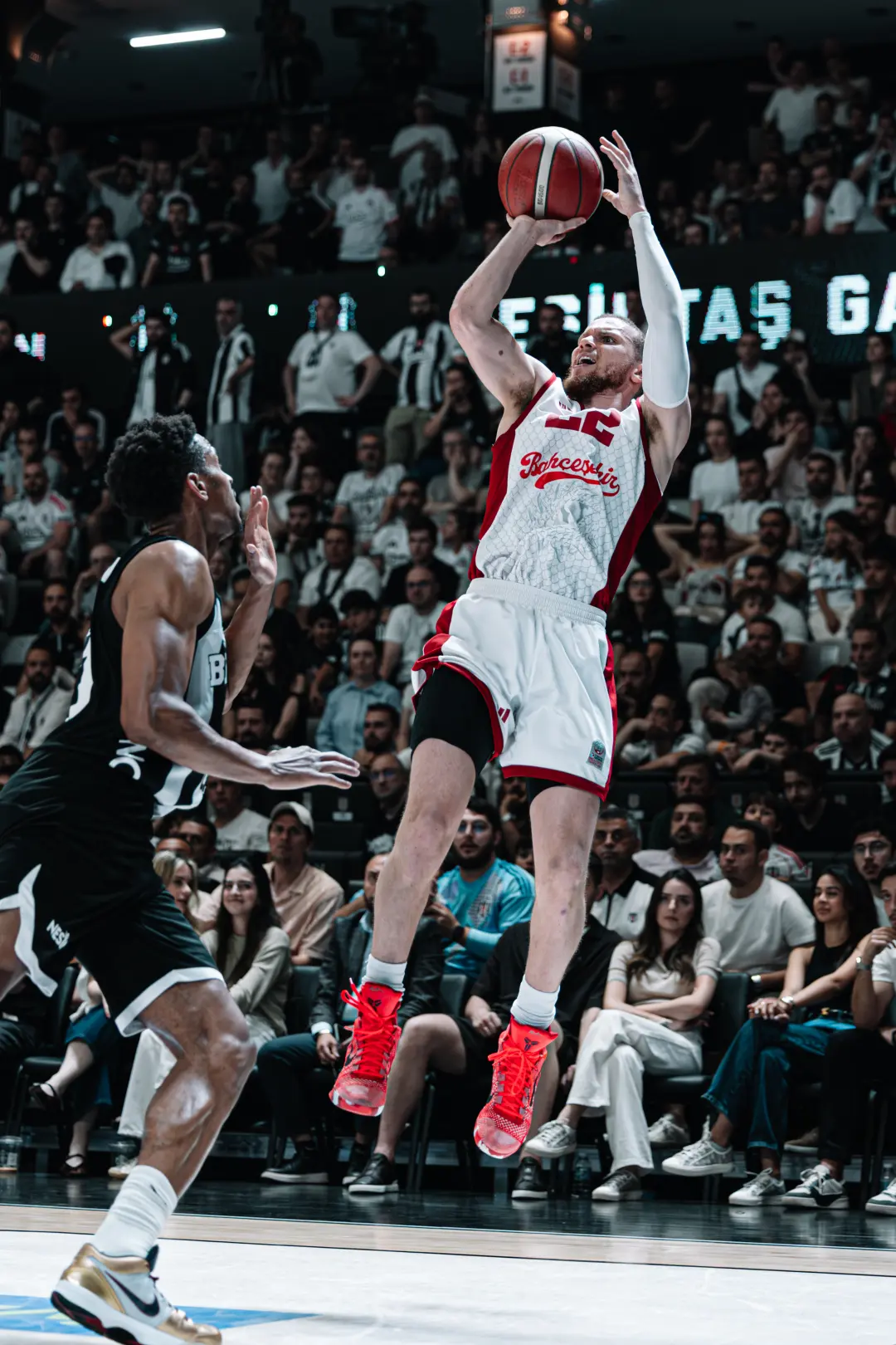 BSL 2025-2026 Sezonu | Play-off | Yarı Final | 2. Maç | Beşiktaş Gain - Bahçeşehir Koleji
