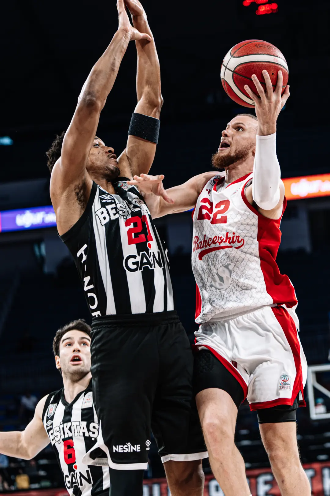 BSL 2025-2026 Sezonu | Play-off | Yarı Final | 3. Maç | Bahçeşehir Koleji - Beşiktaş Gain