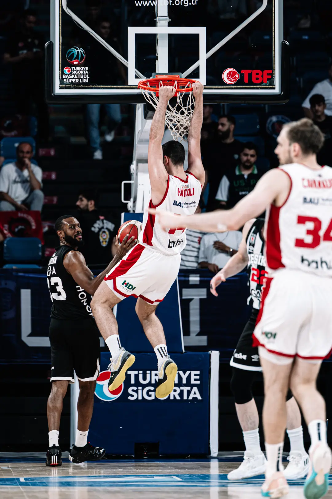 BSL 2025-2026 Sezonu | Play-off | Yarı Final | 3. Maç | Bahçeşehir Koleji - Beşiktaş Gain