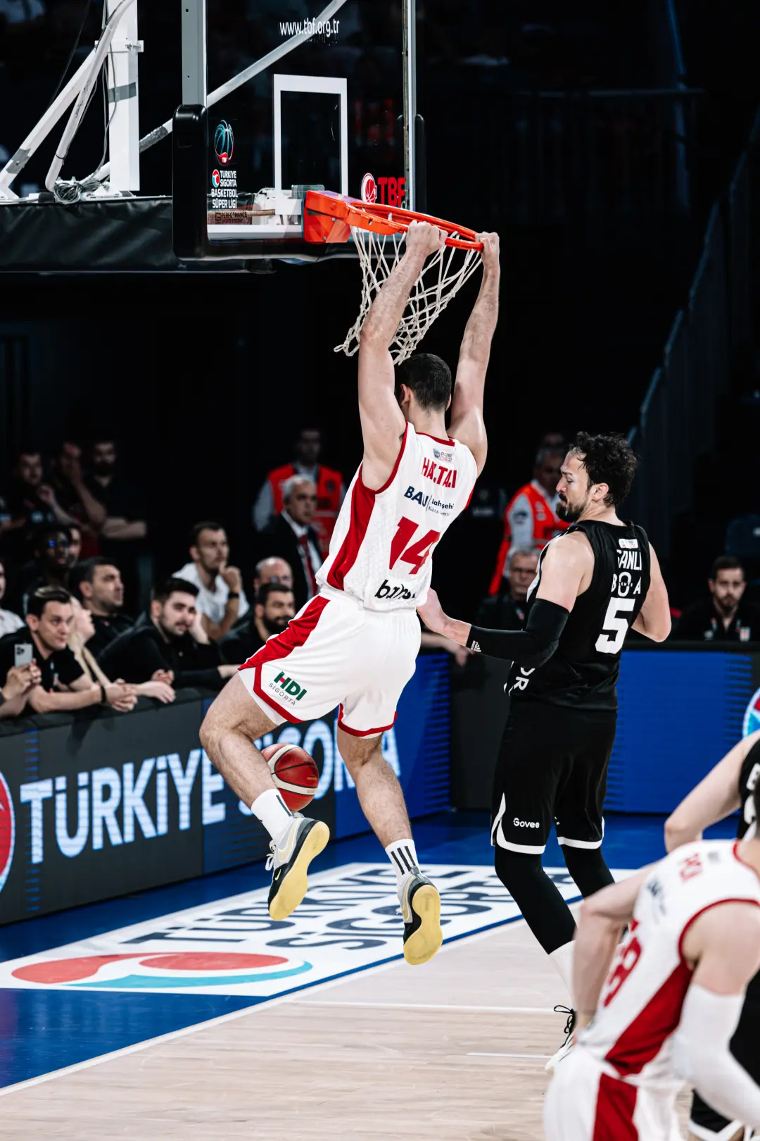BSL 2025-2026 Sezonu | Play-off | Yarı Final | 3. Maç | Bahçeşehir Koleji - Beşiktaş Gain