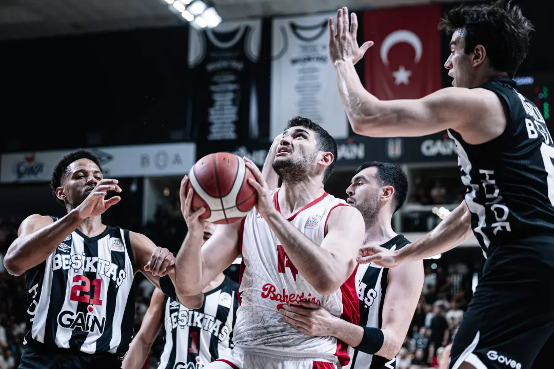 BSL 2025-2026 Sezonu | Play-off | Yarı Final | 5. Maç | Beşiktaş Gain - Bahçeşehir Koleji