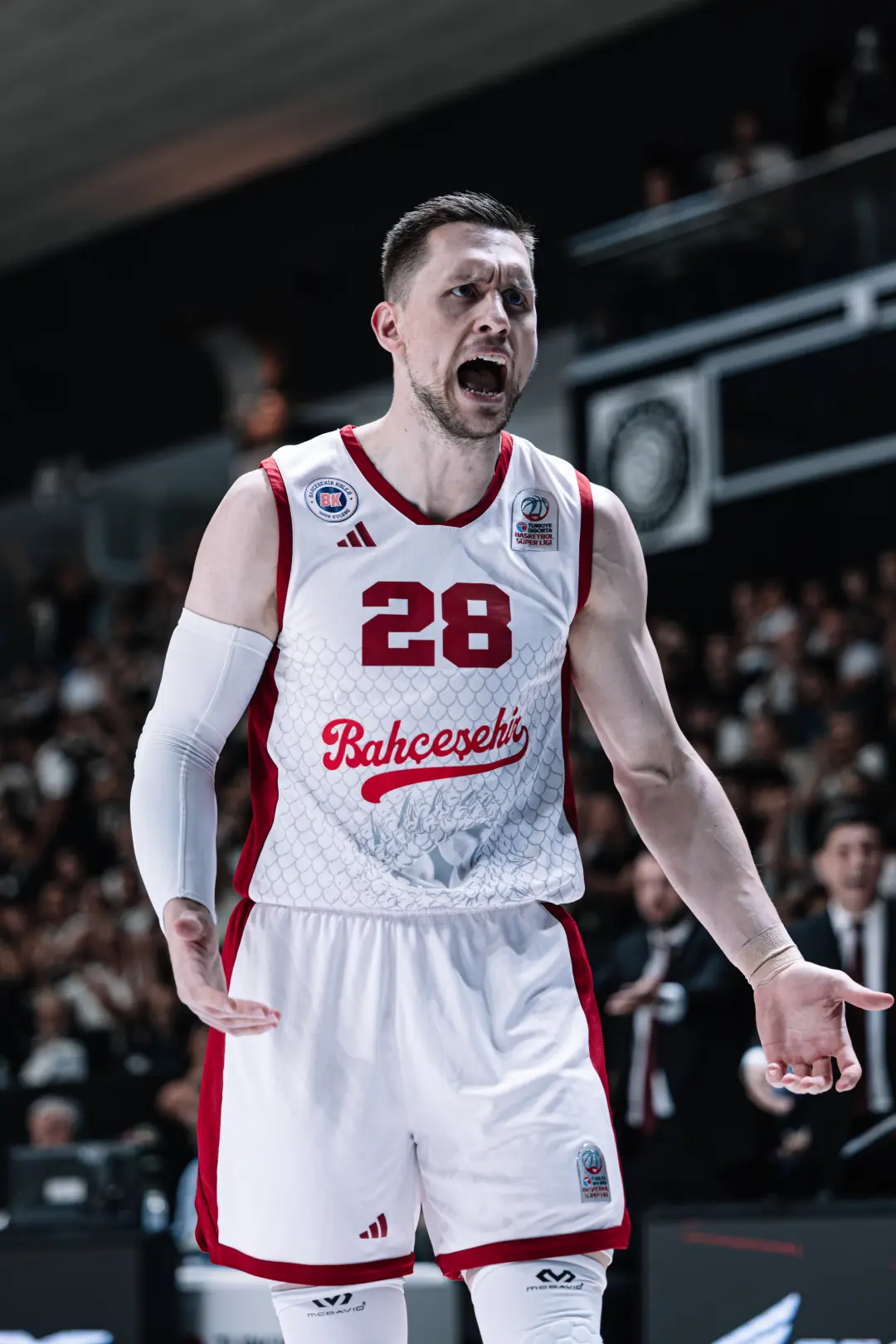 BSL 2025-2026 Sezonu | Play-off | Yarı Final | 5. Maç | Beşiktaş Gain - Bahçeşehir Koleji
