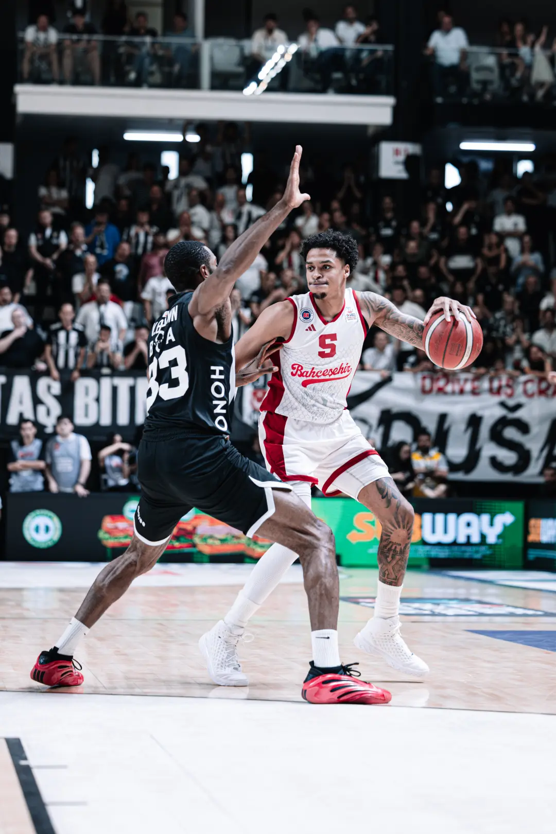 BSL 2025-2026 Sezonu | Play-off | Yarı Final | 5. Maç | Beşiktaş Gain - Bahçeşehir Koleji