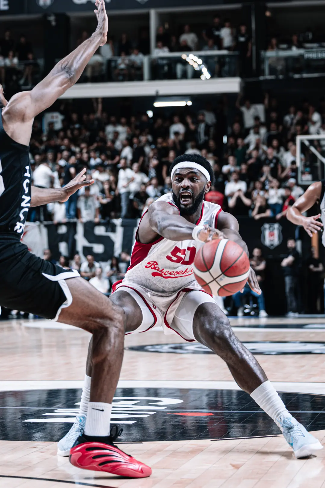 BSL 2025-2026 Sezonu | Play-off | Yarı Final | 5. Maç | Beşiktaş Gain - Bahçeşehir Koleji