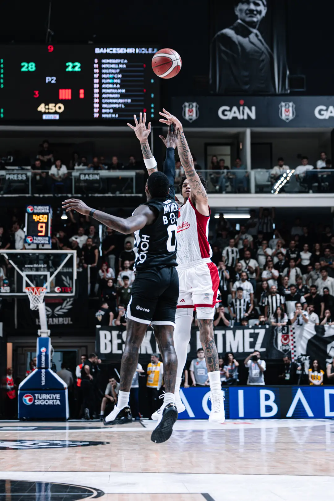 BSL 2025-2026 Sezonu | Play-off | Yarı Final | 5. Maç | Beşiktaş Gain - Bahçeşehir Koleji