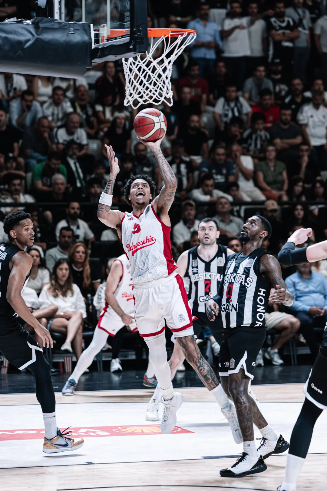 BSL 2025-2026 Sezonu | Play-off | Yarı Final | 5. Maç | Beşiktaş Gain - Bahçeşehir Koleji