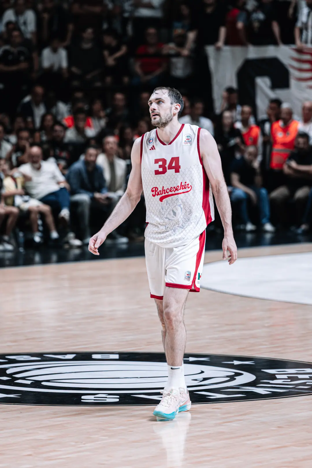 BSL 2025-2026 Sezonu | Play-off | Yarı Final | 5. Maç | Beşiktaş Gain - Bahçeşehir Koleji